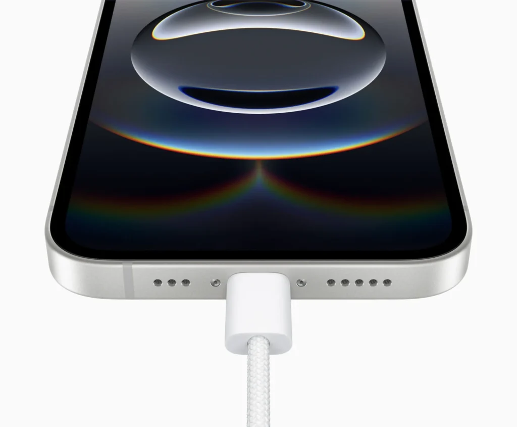 Apple-iPhone-16e-USB-C-250219-1536x1268
