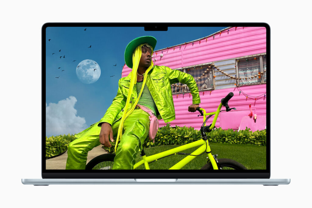 Apple-MacBook-Air-Liquid-Retina-display-250305_big.jpg.large_2x